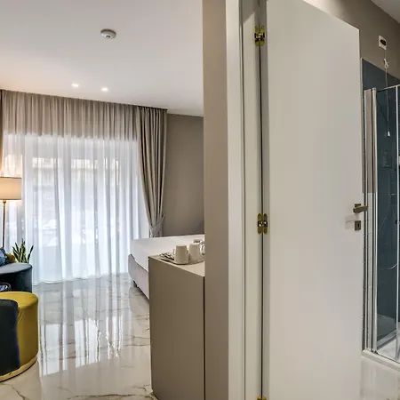 The Oasis Неаполь