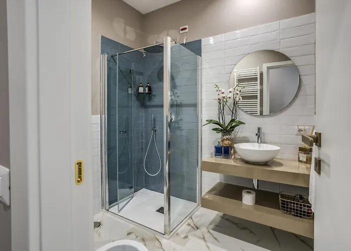 The Oasis 4* Naples
