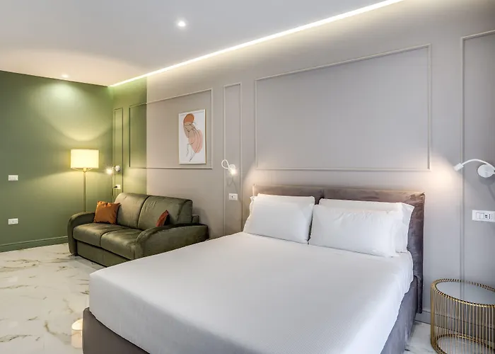 The Oasis 4* Naples