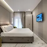 The Oasis 4*