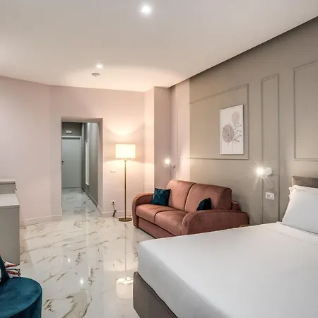 The Oasis Νάπολη