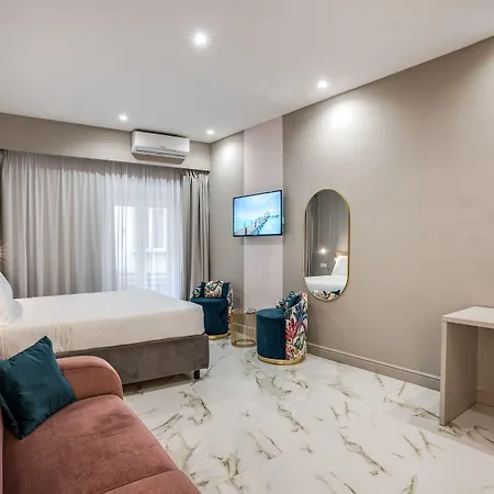 The Oasis Νάπολη